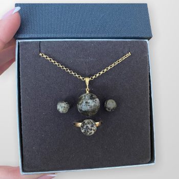 Set of frosted amber foam necklace pendant with chain, ring and earring tacks