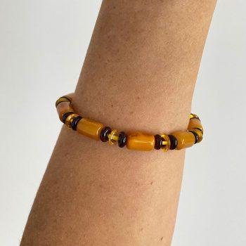 Men's expressive amber bracelet