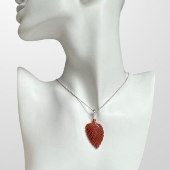 Delicate leaf-shaped cherry amber necklace