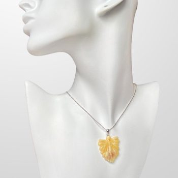 Lovely engraved yellow amber leaf necklace