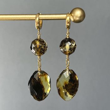 Gorgeous faceted amber necklace, pendant and earrings set