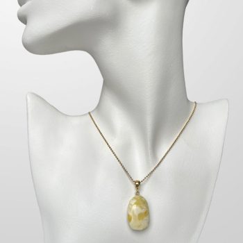 Delicate landscape amber necklace