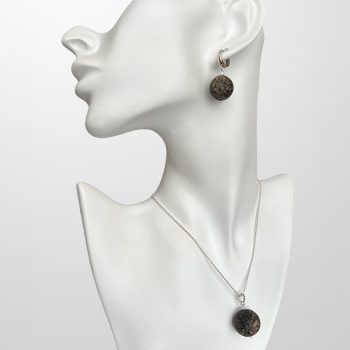 Gorgeous set of frosted foam amber earrings and necklace pendant