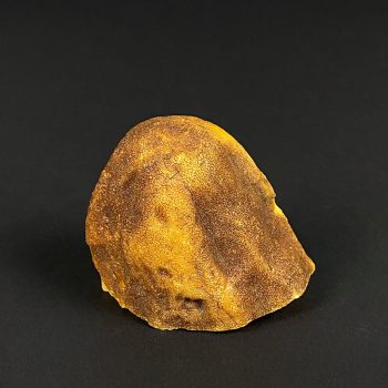Yellow amber piece 110 g.