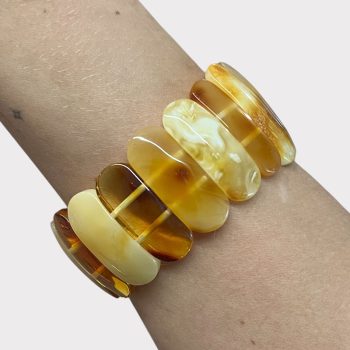 Chic caramel amber bracelet