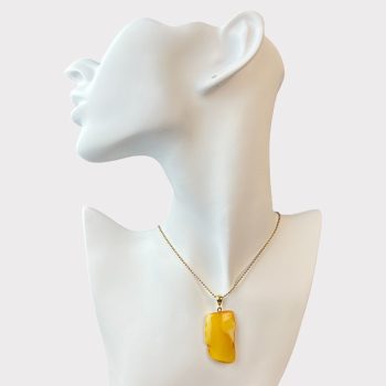Fine polished glossy yellow landscape amber neck pendant