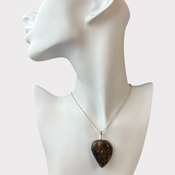 Solid clear amber amber neck pendant