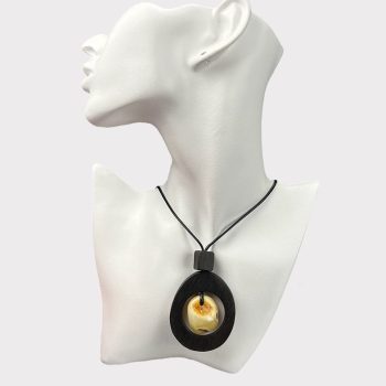 Stylish landscape amber and black oak scalloped necklace