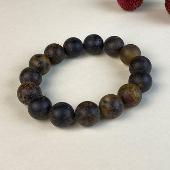 Fine set of black matt amber earrings and bracelet