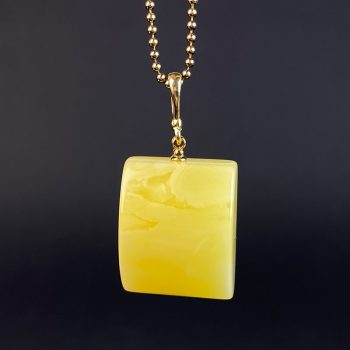 Fine set of landscape amber earrings and pendant