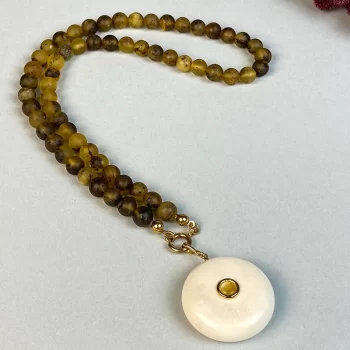 Fine frosted amber necklace with elk antler pendant 2