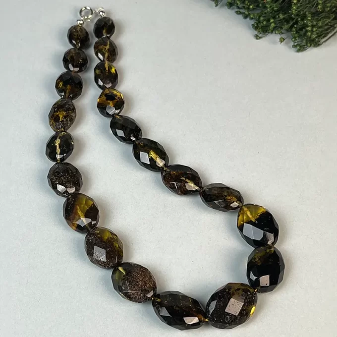 Enchanting clear amber faceted amber necklace