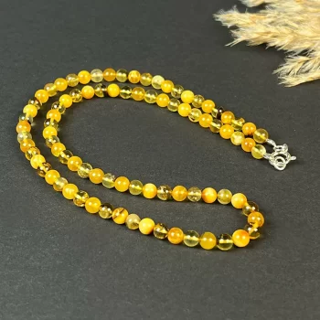 Stunning clear and caramel amber bead necklace with pendant with inlay 2