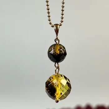 Chic faceted amber amber necklace with pendant 2