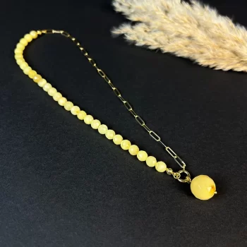 Chic faceted light amber necklace with pendant 2