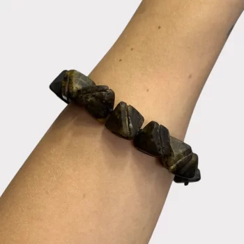Men's stylish dark matt amber triangle bracelet 2