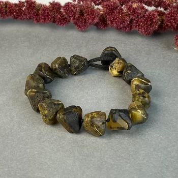 Stylish men's bracelet in dark matt amber triangles