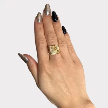 Fine square square speckled amber ring and earring tacks set 2