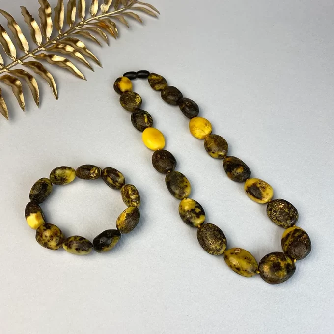 Fine frosted speckled amber necklace and bracelet set 2