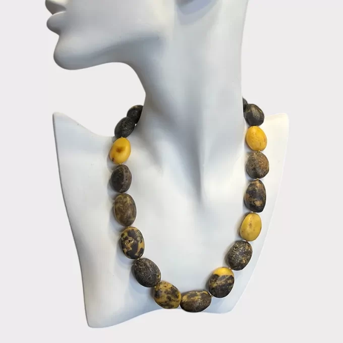 Fine matt speckled amber necklace and bracelet set 3