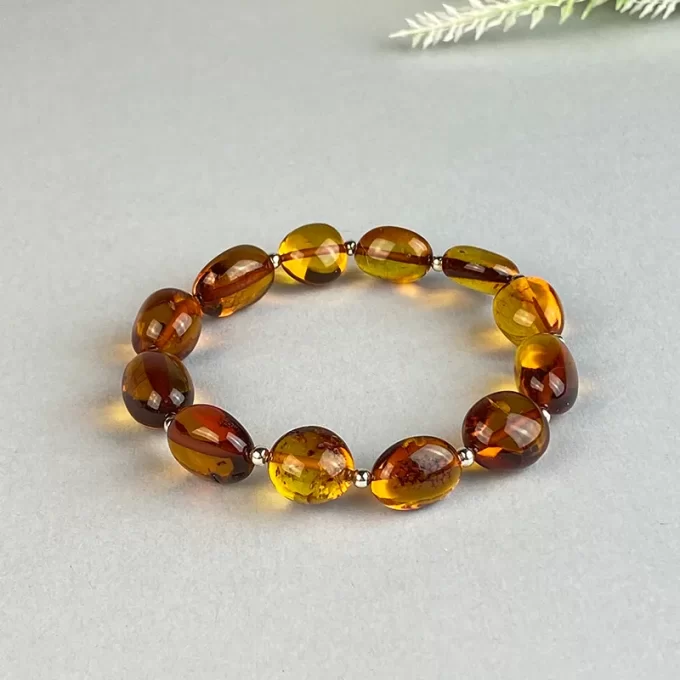 Chic honey coloured amber necklace, earrings and bracelet set 2