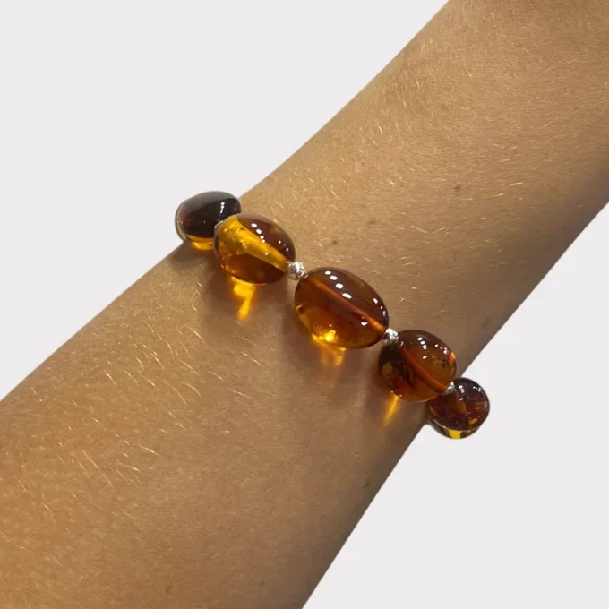 Chic honey coloured amber necklace, earrings and bracelet set 6