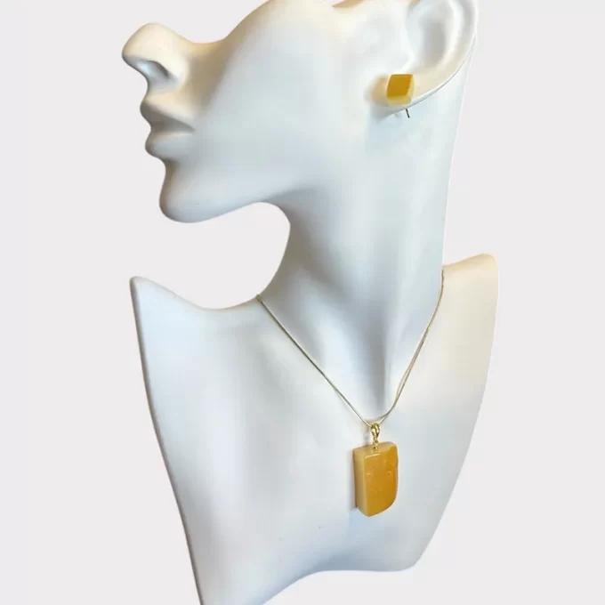 Delicate yellow amber with natural bark ring, neck pendant and earring tacks set 2