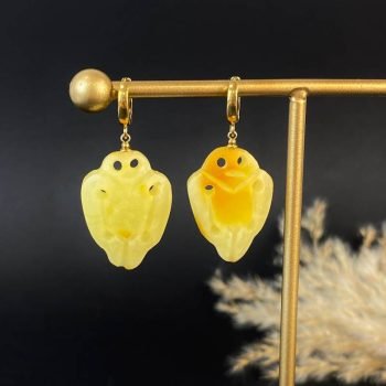 Subtilūs ir stilingi gelsvo gintaro auskarai ''Kuršiai"