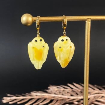 Subtilūs ir stilingi gelsvo gintaro auskarai ''Kuršiai"