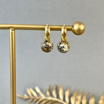 Elegantiški ir minimalistiniai gintaro auskarai