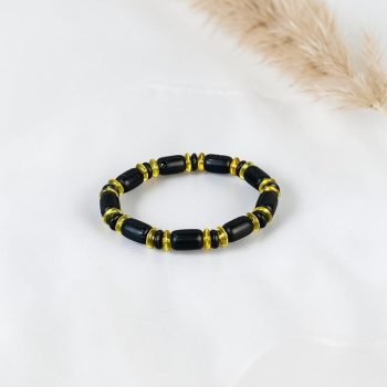 Blizgaus juodo ir skaidriai geltono gintaro apyrankė (2)