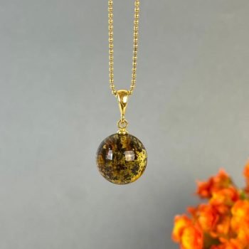 Blizgus samaninis gintarinis pakabukas AUKSUOTAS SIDABRAS 925