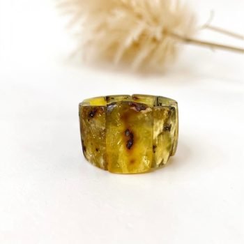 Eksliuzyvinė ir masyvi prabangaus margo gintaro apyrankė