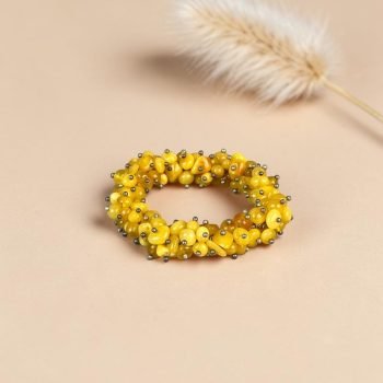 Išskirtinė geltonos spalvos iš smulkių detalių gintaro apyrankė