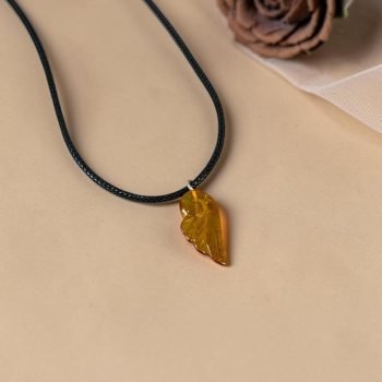 Sparno fomos medaus spalvos gintaro pakabukas