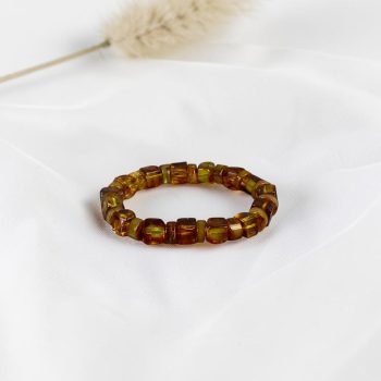 Stilinga blizgaus skaidraus medaus spalvos gintaro apyrankė