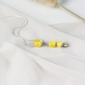 Stilingas ir minimalistinis gelsvo gintaro rinkinys (1)